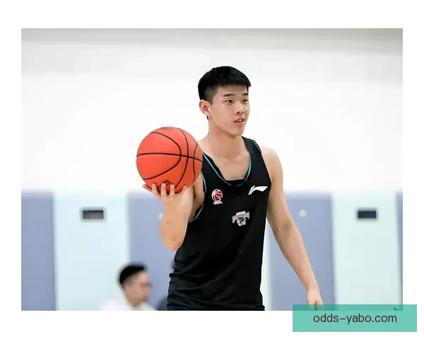 林葳短暂休整后返美或继续征战NCAA 转校可能性引关注